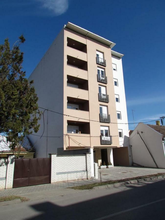 Apartman Pampas Osijek Ngoại thất bức ảnh
